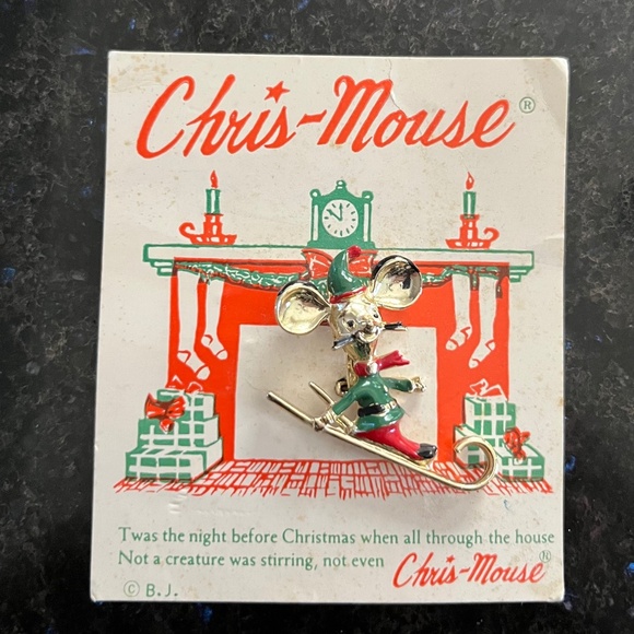 Vintage BJ Christmas Skiing Mouse  Brooch Pin on Original Card Chris Mouse - Picture 1 of 2